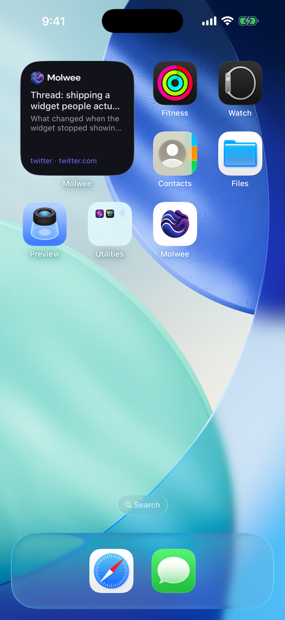 The Molwee widget on an iPhone home screen showing a saved link.